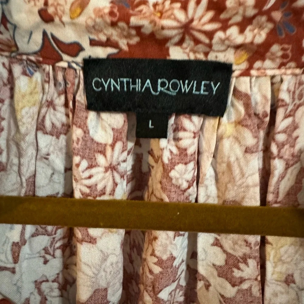 Cynthia Rowley Floral V Neck Blouse with Tie Sleeves - Picture 3 of 8